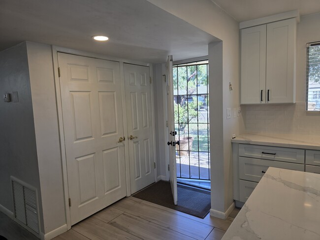Photo - 1610 E Palo Verde Dr