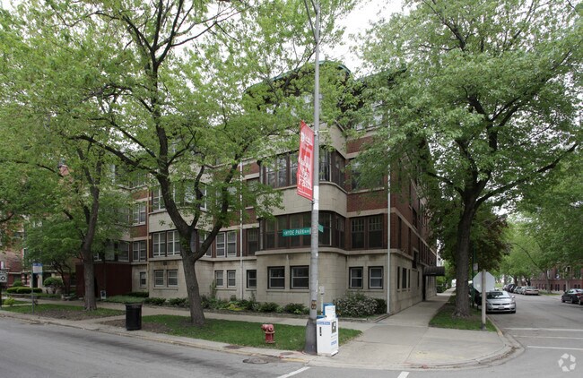 5337 S Hyde Park Blvd.