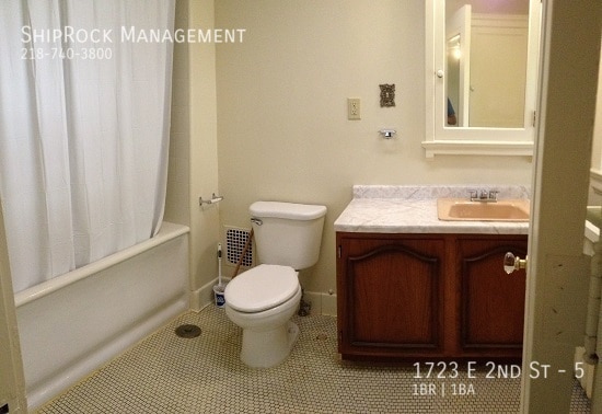 Photo - 1723 E 2nd St Unit 5