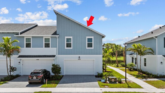 Photo - 4520 Longwood Lk Sq