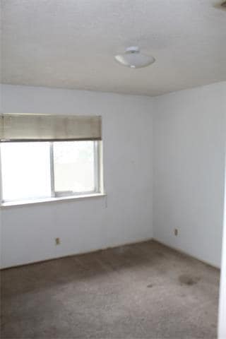Photo - 2207 Canterbury Ct