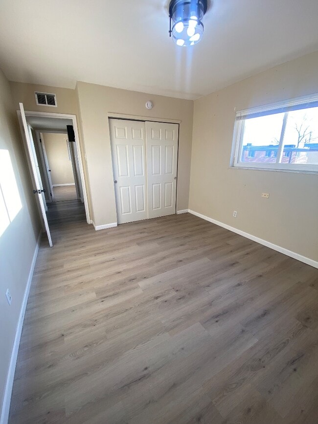 Photo - 814C Schirmer Unit C