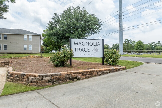 Entrance - Magnolia Trace