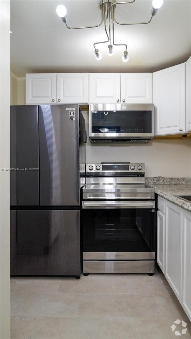 Building Photo - 2935 NE 163rd St Unit 4T Rental