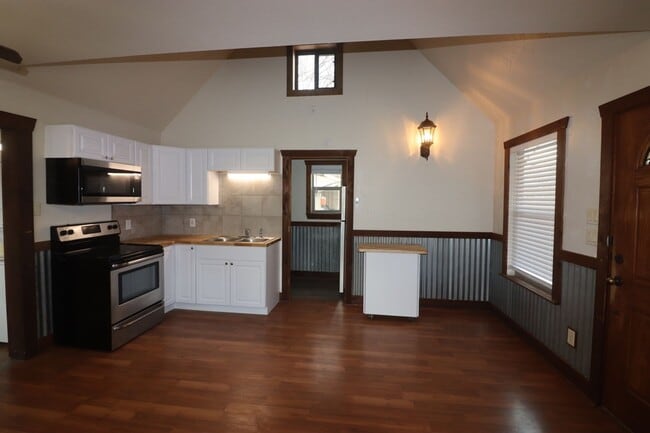 Photo - ALL UTILITIES & LAWN CARE INCLUDED!  - FOR...