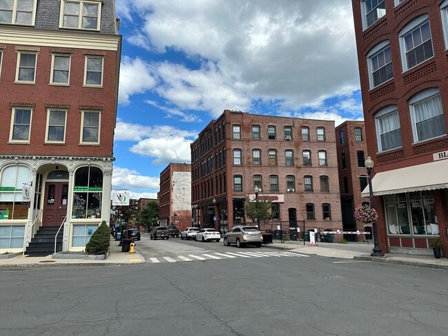 Photo - 18-22 Essex St Unit 21