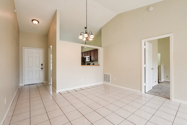 1247 Holly Springs Cir