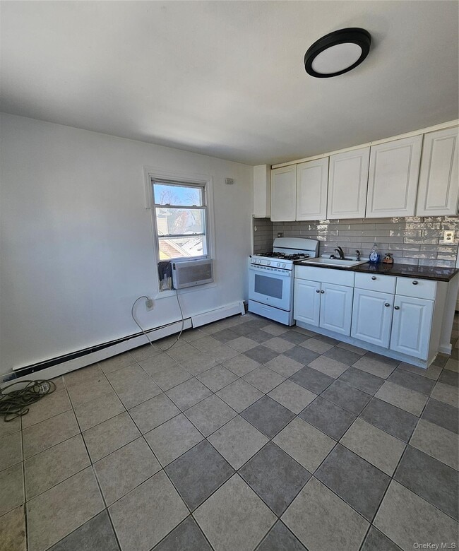 Building Photo - 196 S Franklin St