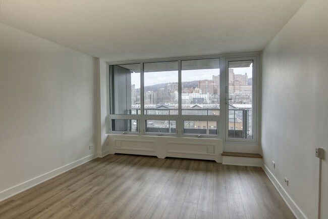 Photo - 1975 Maisonneuve Blvd W Unité 1610