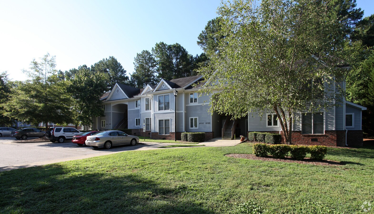 Photo - 2032-2092 Hempstede Dr Apartments