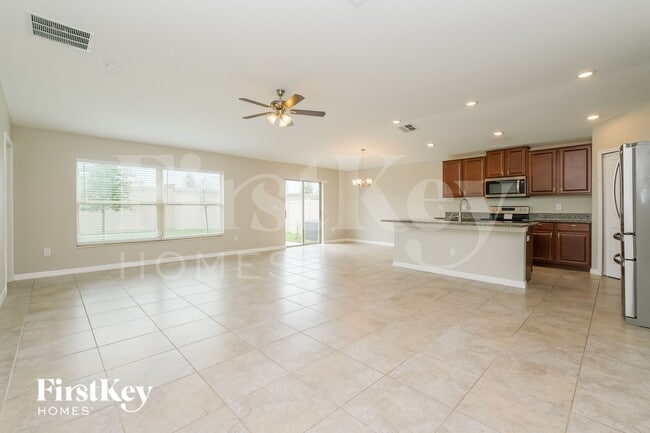 Photo - 6117 Tremeza Pl