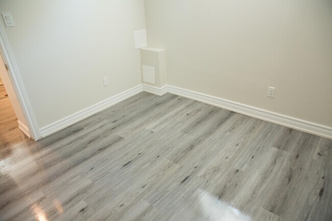 4 Camilla Crescent Unit 3
