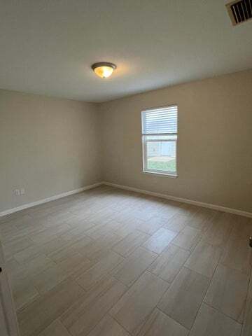 Photo - 1 Park Cir SE