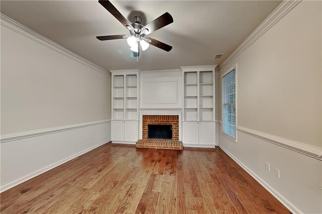 Photo - 1013 Camden Ln