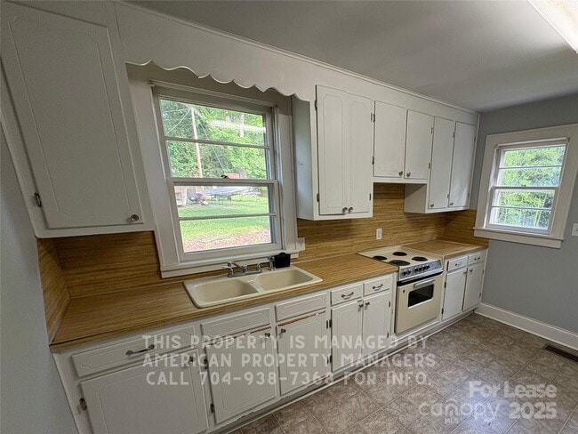 Photo - 130 Lilly Ave