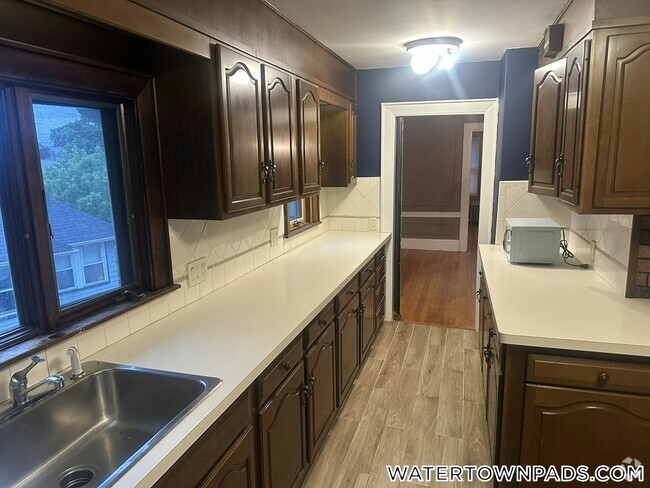 Building Photo - 93 Hillside Rd Rental