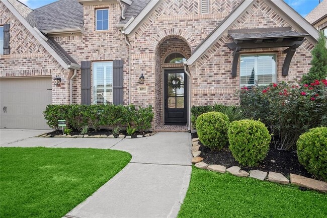 Building Photo - 16711 Arboleda Dr Rental