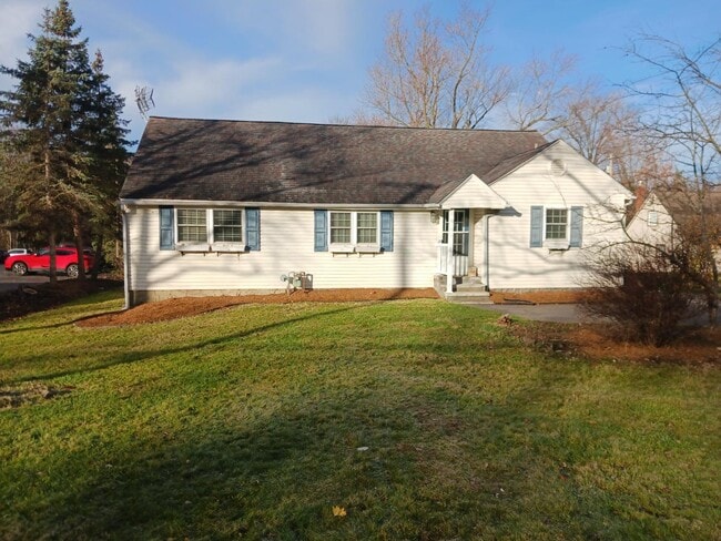 Building Photo - 441 Niles Cortland Rd NE Rental