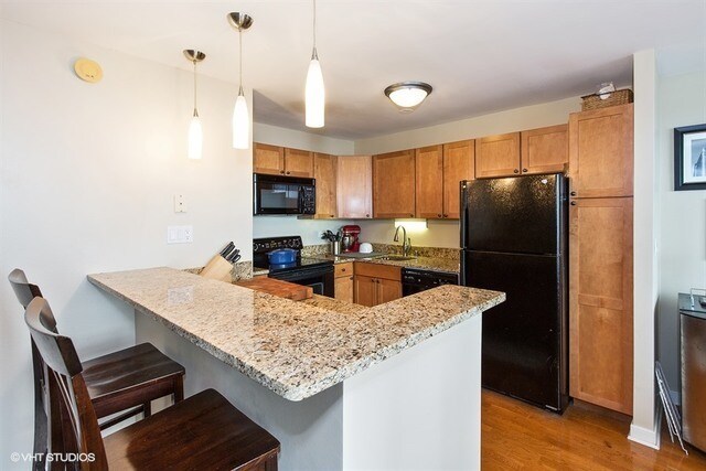 Photo - 655 W Irving Park Rd Unit 3308
