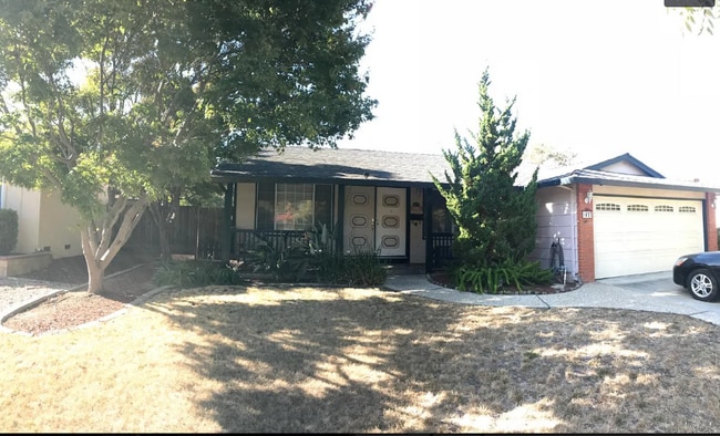 1877 Camacho Way