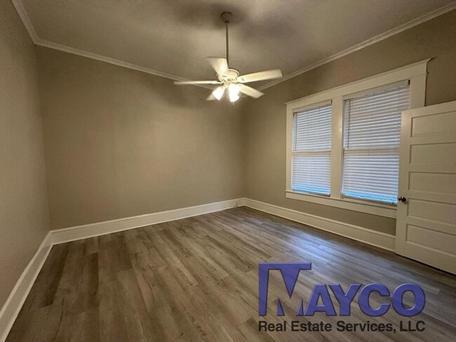 Photo - 3 bedroom in Highland!