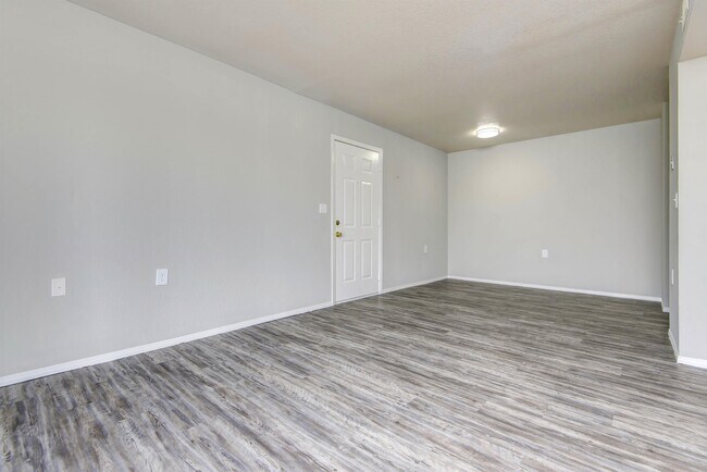 Photo - 3440 E Lombard St Unit 128