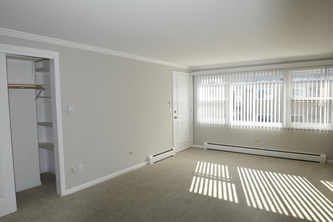 1469 Ashland Ave Unit S