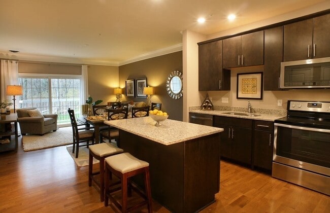 Building Photo - 70 Trotter Rd