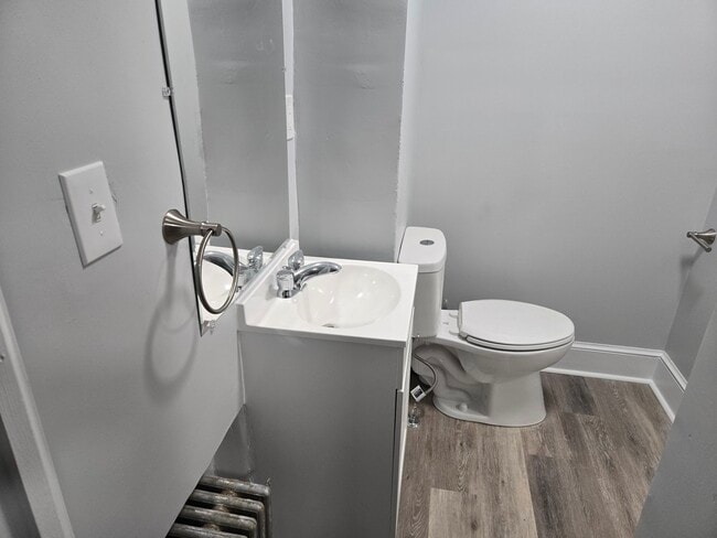 Bath 1 - 46 Eberts Ln