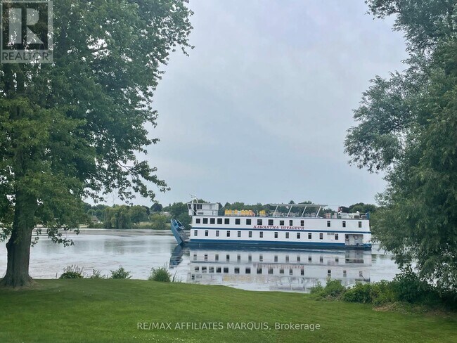 Photo - 98 Queen St Unit 4