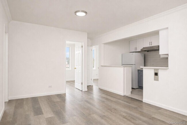 Photo - 42-26 81st St Unit 7I
