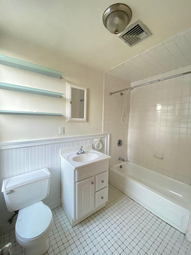 Photo - 276 1st St Unit #1
