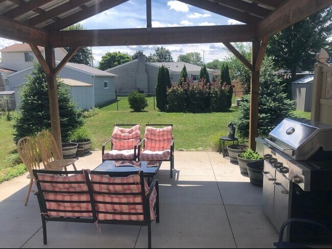 Photo - 42427 Barchester Rd Townhome