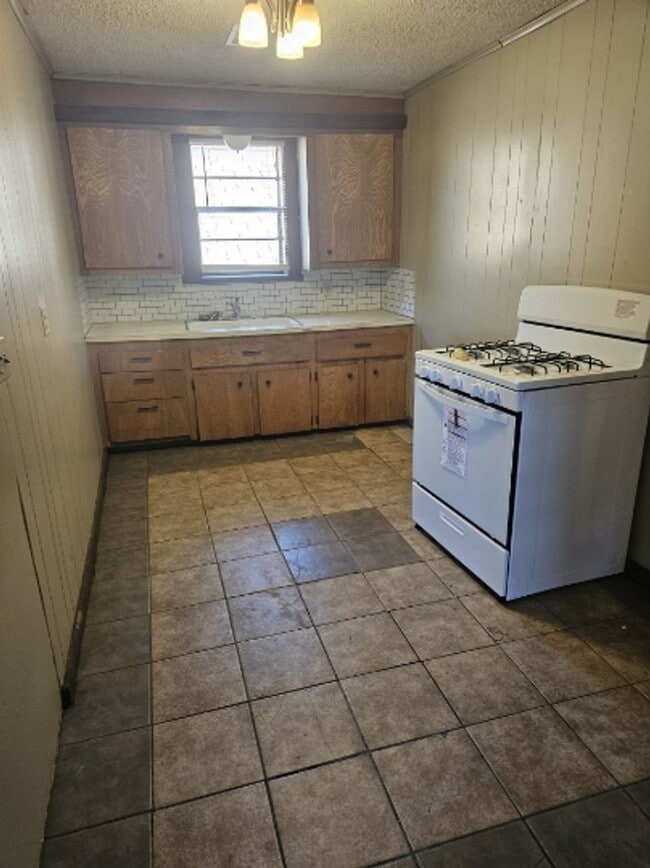 Photo - 217 N Wilson Ave Unit A