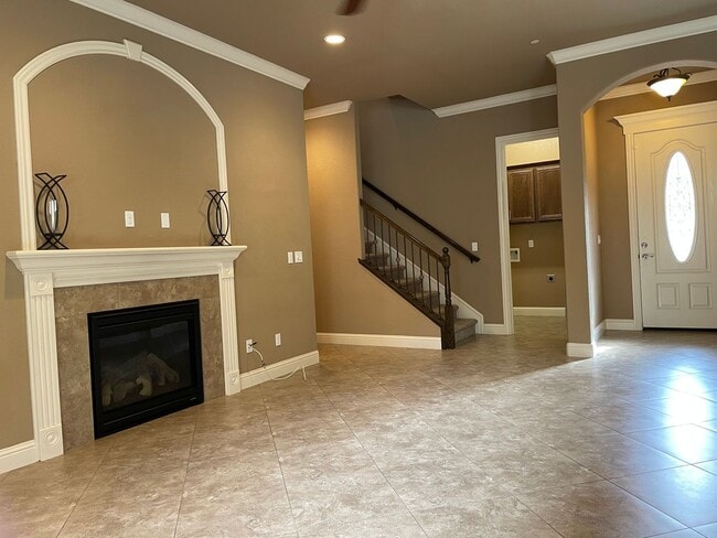 Photo - Absolutely Gorgeous 3 br 2.5 ba in a Gated Community