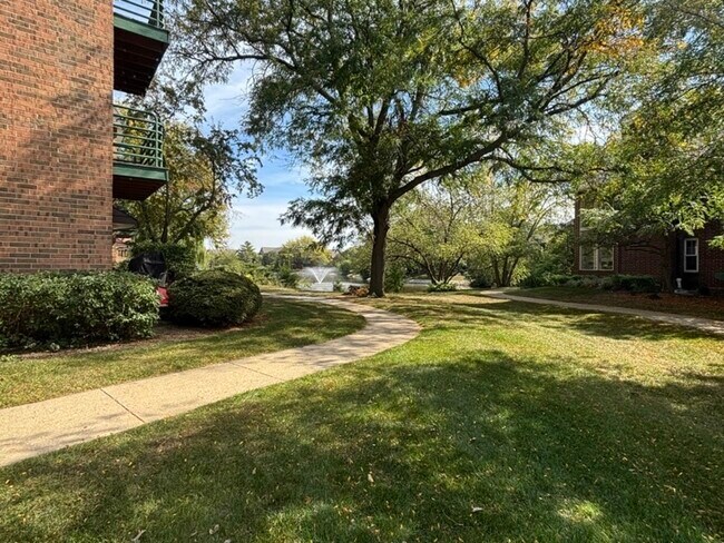 Photo - 905 Casey Ct Unit 1