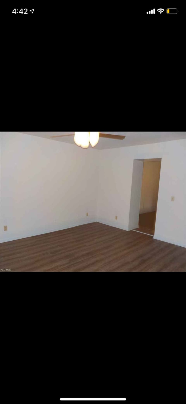 Photo - 1205 1/2 Pershing Rd