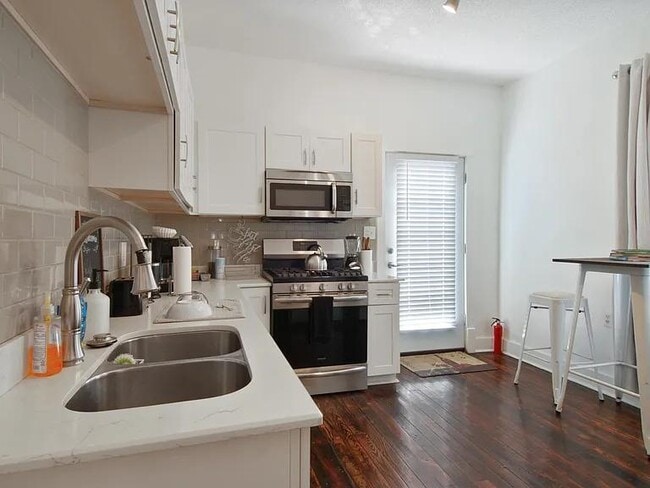 Photo - 2225 Second St