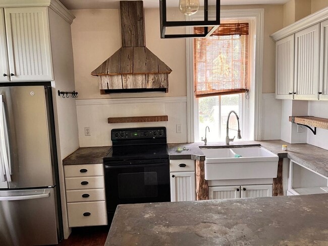 Building Photo - 4811 Horseshoe Pike Unit MB190101 - Rental