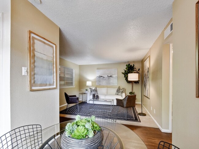 Hunter's Glen Apartments