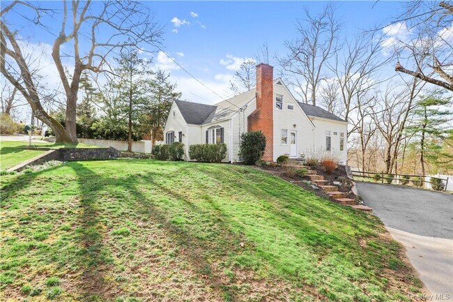 Photo - 152 Forest Dr