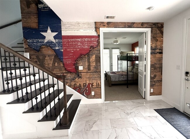 Photo - 2506 McKinney St