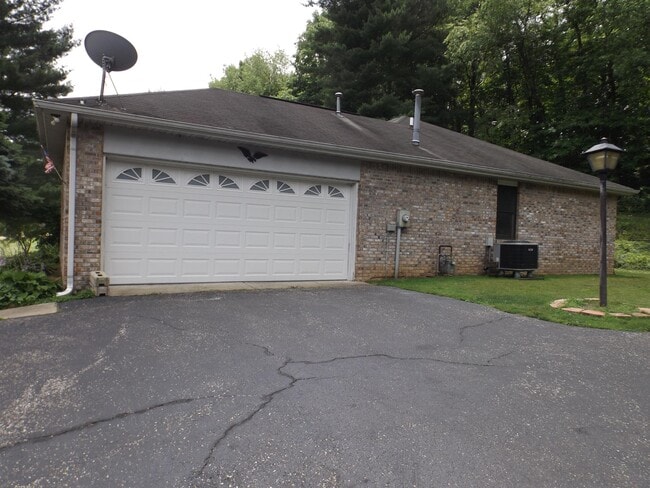 Photo - 40 Bailliere Dr