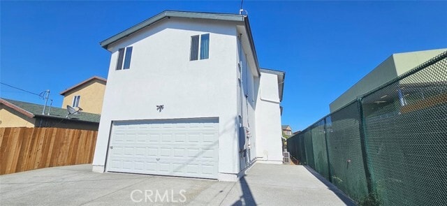 Building Photo - 3839 Woodlawn Ave