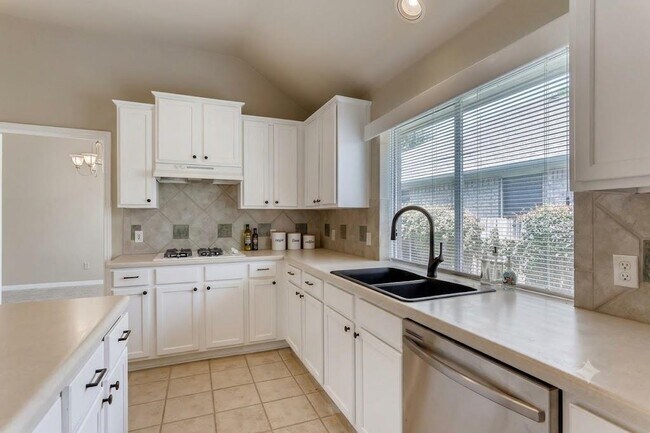 Photo - 6312 Taylorcrest Dr