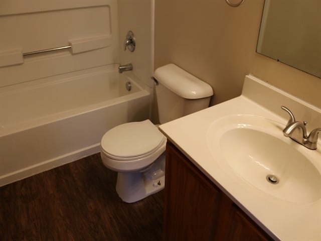 Photo - 7525 Hemrich Dr