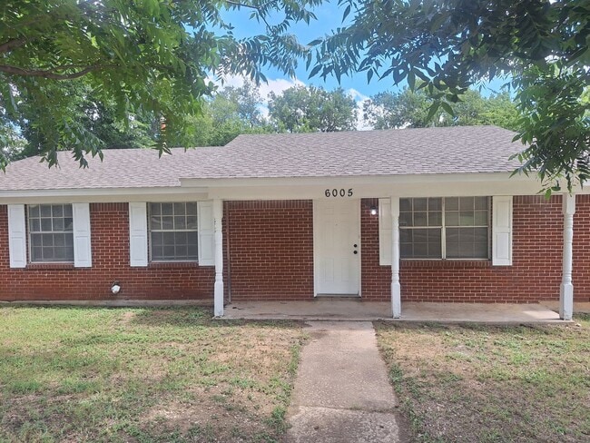 Photo - Welcome Home to This Inviting 3-Bedroom Watauga Gem