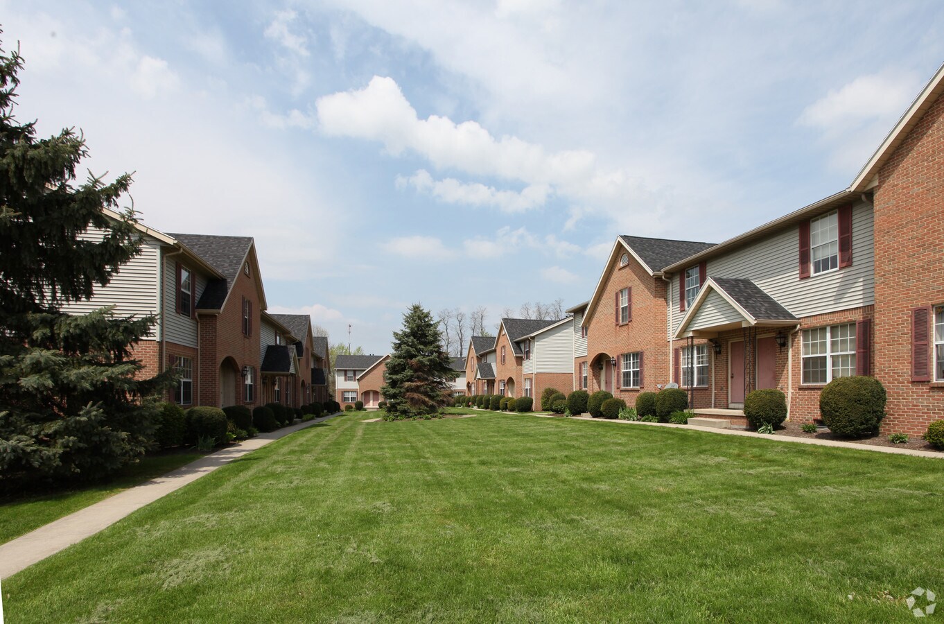 Photo - Knollwood Estates
