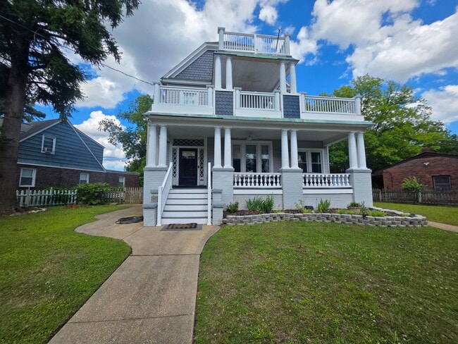 Building Photo - 132 Orleans Cir