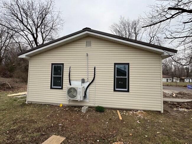 Photo - 505 N Chapman Ave